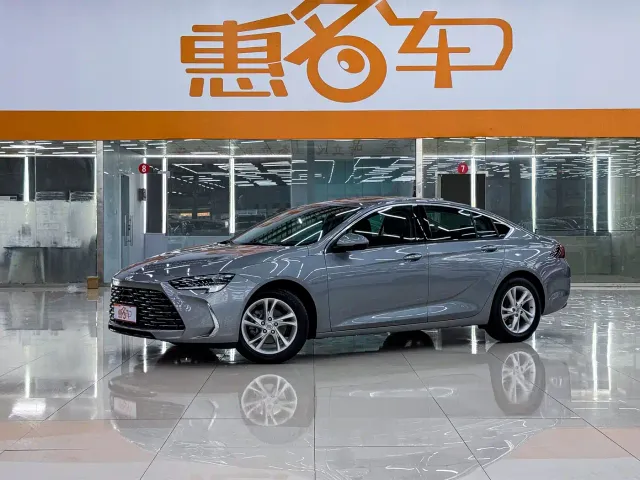 Buick Regal — Фото автомобиля 2