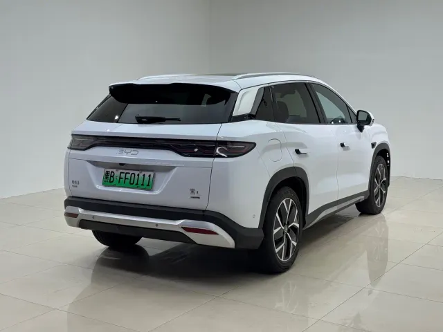 BYD Song L DM-i — Фото автомобиля 4