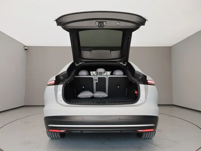 Nio EC6 — Фото автомобиля 7