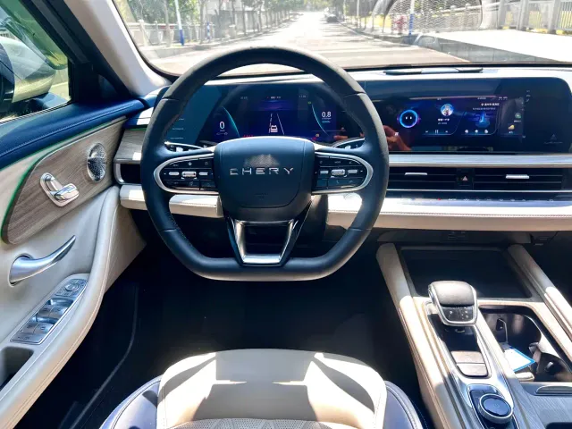 Chery Arrizo 8 — Фото автомобиля 13