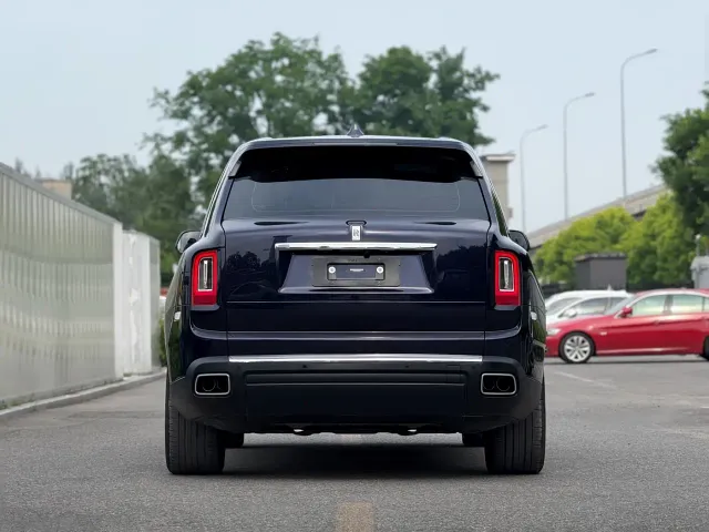 Rolls-Royce Cullinan — Фото автомобиля 22