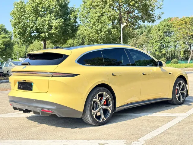 Nio ET5 Touring — Фото автомобиля 15