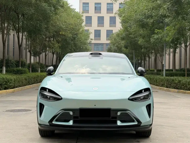 Xiaomi Auto Xiaomi YU7 2025 Ultra Long Range High Performance AWD Max Edition — Фото автомобиля 3