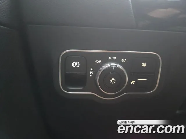 Mercedes-Benz GLA-Class — Фото автомобиля 13