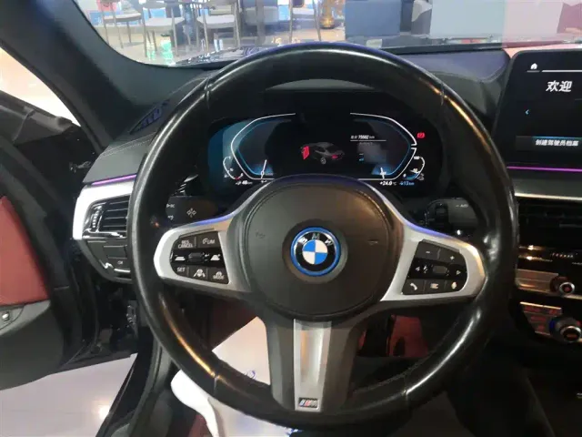 BMW 5 Series — Фото автомобиля 13