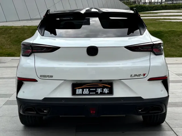 Changan UNI-T — Фото автомобиля 18