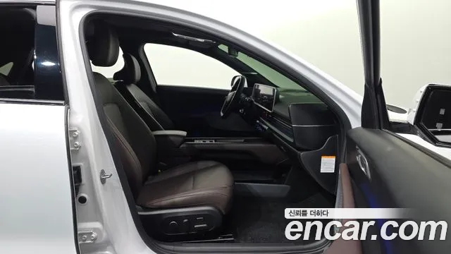 Hyundai Ioniq 6 — Фото автомобиля 17