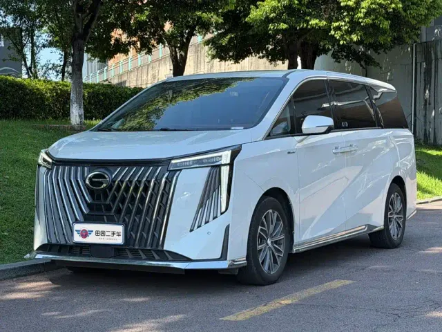 Фотография автомобиля — GAC Trumpchi M8