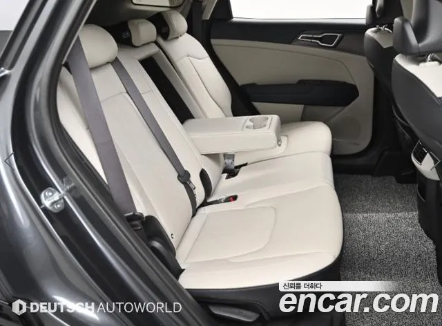 Kia Sportage Sportage 5-е поколение Бензин 1.6 турбо 2WD — Фото автомобиля 11