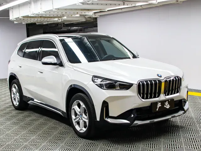 BMW X1 — Фото автомобиля 3