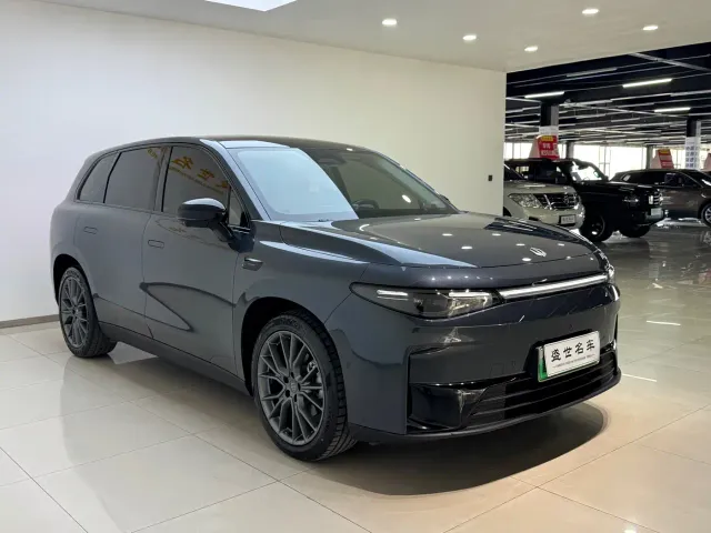 Leapmotor C10 — Фото автомобиля 3