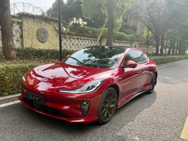 Фотография автомобиля — IM Motors L6
