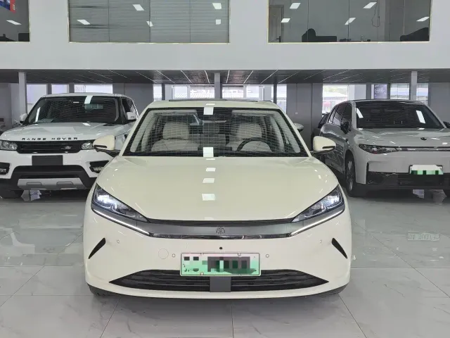 BYD Qin L — Фото автомобиля 2