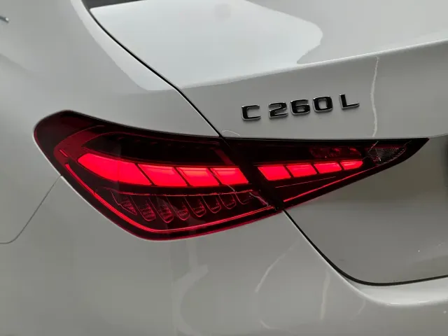 Mercedes-Benz C-Class — Фото автомобиля 17