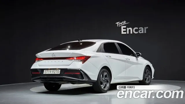 Hyundai AVANTE Новый Avante (CN7) — Фото автомобиля 2