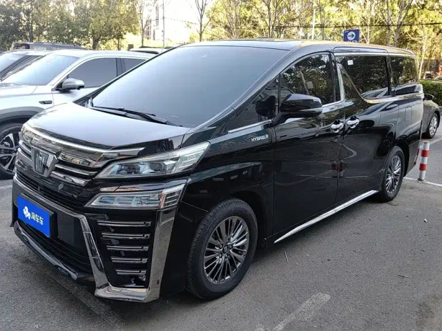 Фотография автомобиля — Toyota Vellfire