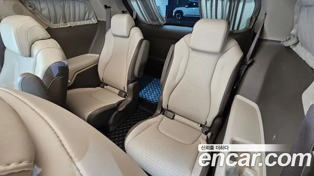 Kia Carnival 4th Gen — Фото автомобиля 17