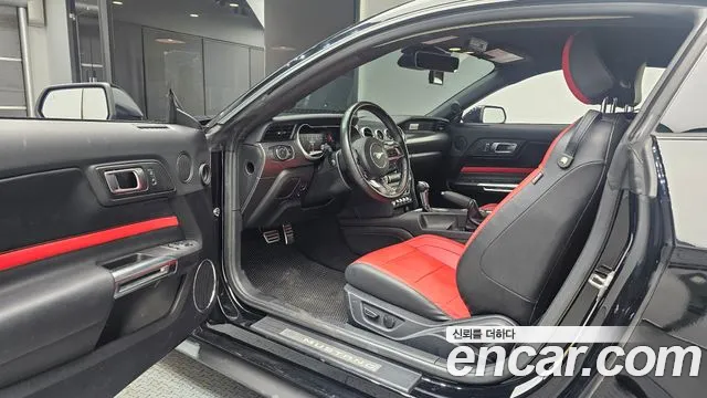 Ford Mustang Mustang GT Купе — Фото автомобиля 10