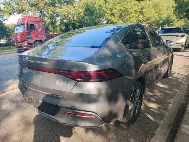 BYD Qin PLUS — Фото автомобиля 4