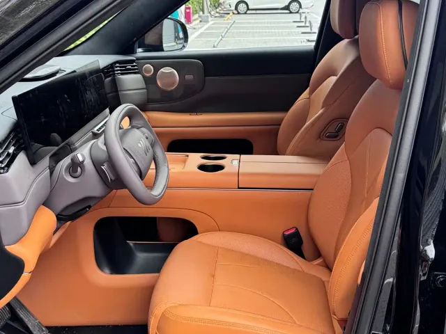 IM Motors LS8 — Фото автомобиля 8