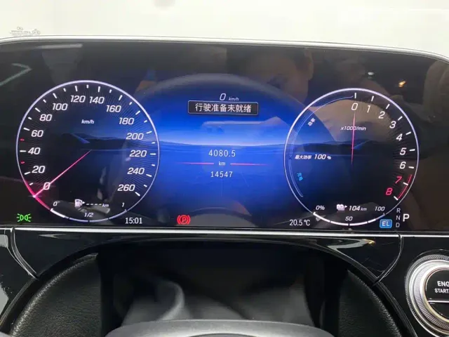 Mercedes-Benz E-Class — Фото автомобиля 15