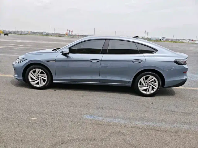 Volkswagen Lamando — Фото автомобиля 5