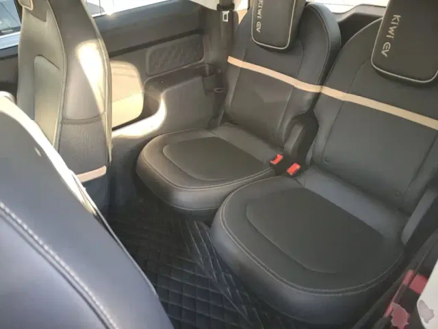 Baojun KiWi EV — Фото автомобиля 16