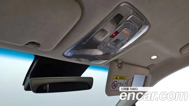Genesis GV70 — Фото автомобиля 26