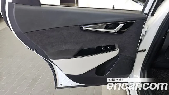 Kia EV6 — Фото автомобиля 25