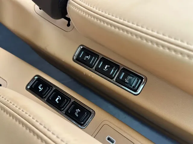 GAC Trumpchi E8 — Фото автомобиля 9