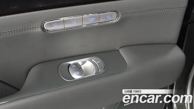 Genesis G90 Бензин 3.5 турбо AWD — Фото автомобиля 29
