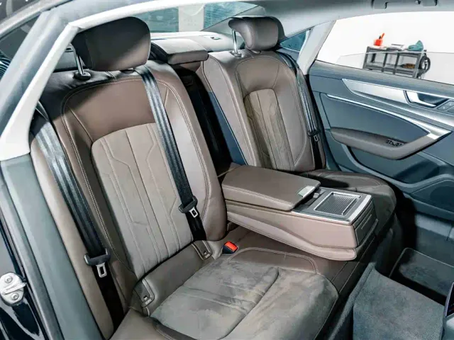 Audi A7L — Фото автомобиля 20