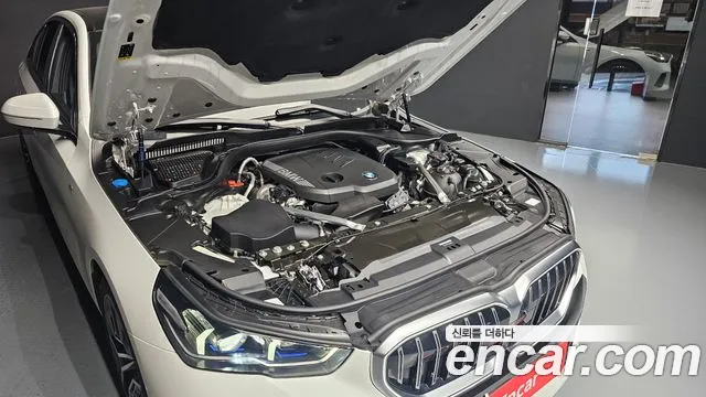 BMW 5-Series 5 серия (G60) 523d M Sport — Фото автомобиля 5