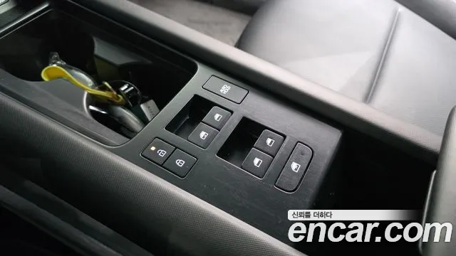 Hyundai Ioniq 6 — Фото автомобиля 29