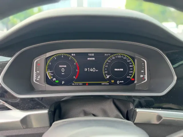 Volkswagen Passat — Фото автомобиля 22