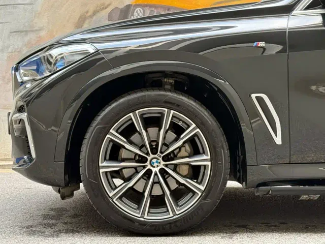 BMW X5 — Фото автомобиля 6
