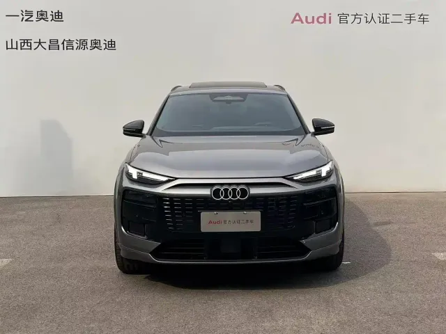 Audi Q6L e-tron — Фото автомобиля 2