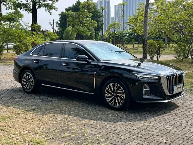 Hongqi H5 — Фото автомобиля 3