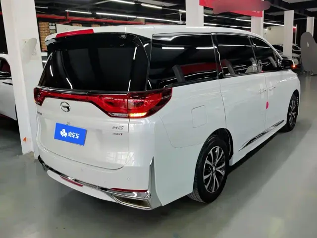 GAC Trumpchi M8 — Фото автомобиля 3
