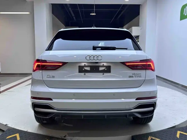 Audi Q3 — Фото автомобиля 5