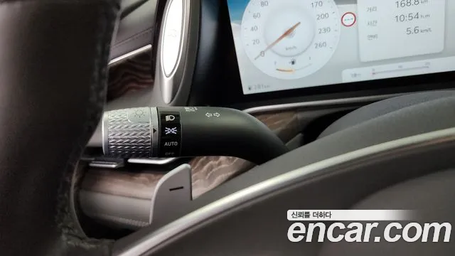 Genesis G90 Бензин 3.5 турбо AWD — Фото автомобиля 29