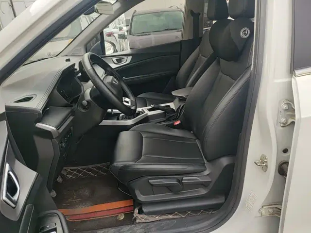 Wuling Jiachen — Фото автомобиля 14