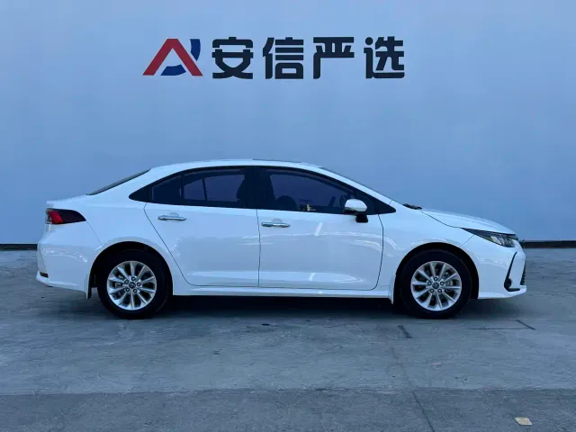 Toyota Corolla — Фото автомобиля 7