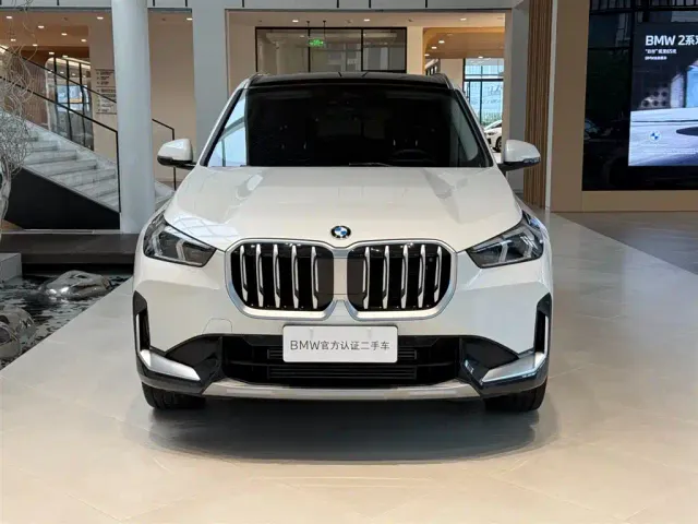 BMW X1 — Фото автомобиля 15