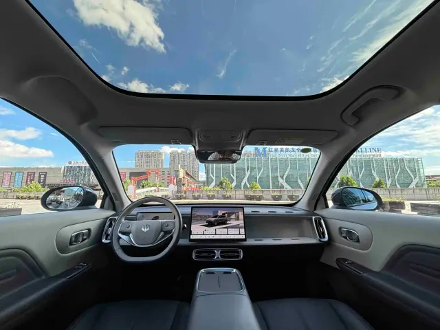 Leapmotor B10 — Фото автомобиля 14