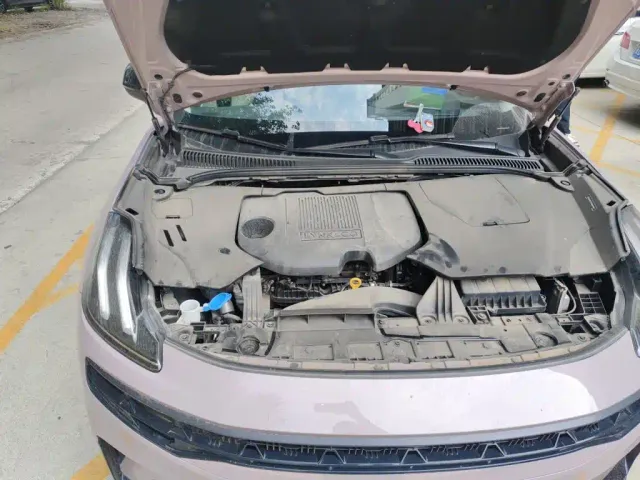 Lynk & Co 06 — Фото автомобиля 20