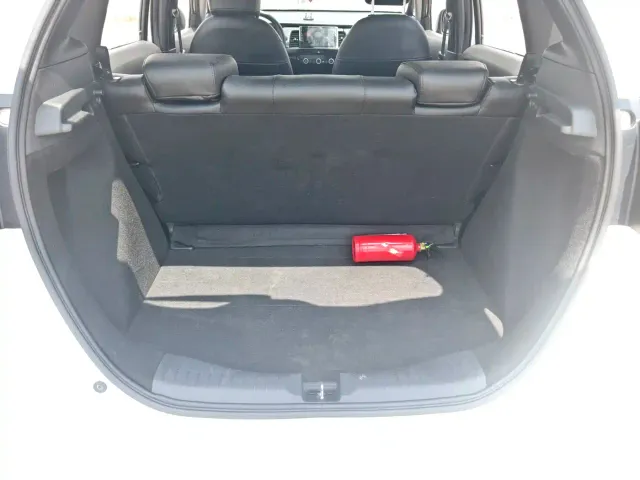 Honda Fit — Фото автомобиля 13