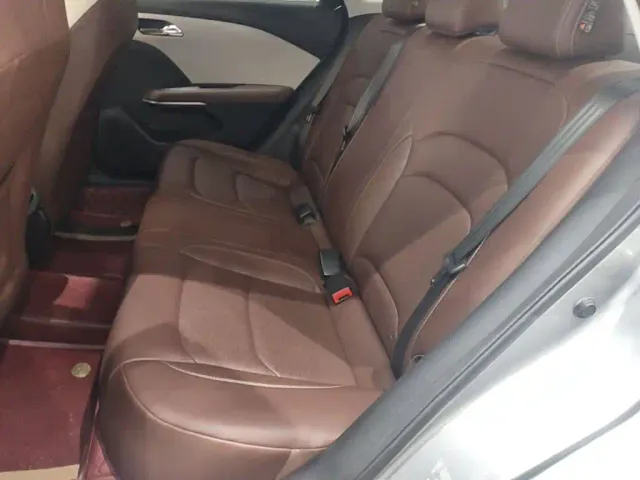 Chevrolet Monza 2023 1.5L Dual-Clutch Enjoyment Edition — Фото автомобиля 12