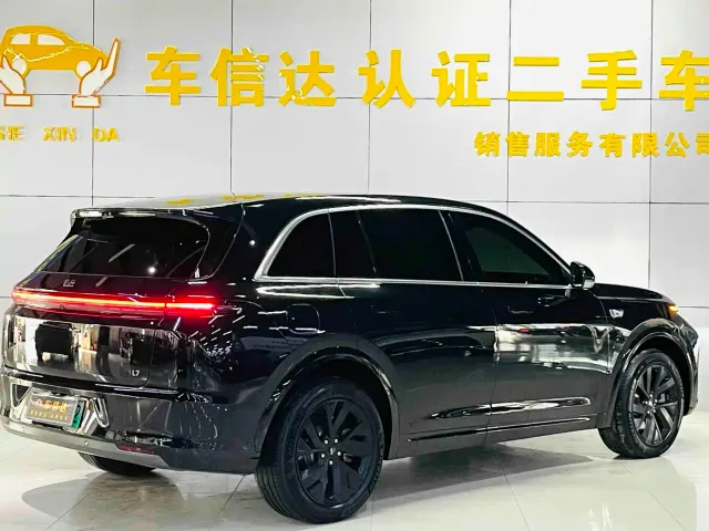 Li Auto L7 — Фото автомобиля 3