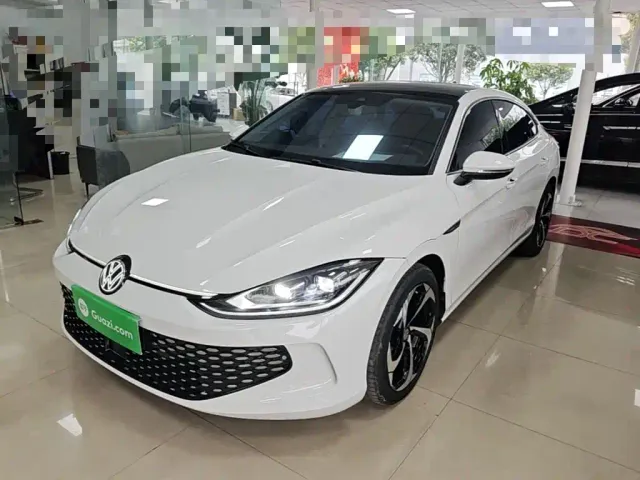 Фотография автомобиля — Volkswagen Lamando